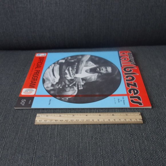 Vintage NBA Official Program Portland Trail Blazers Milwaukee Bucks Dec 16 1973 - Picture 3 of 6